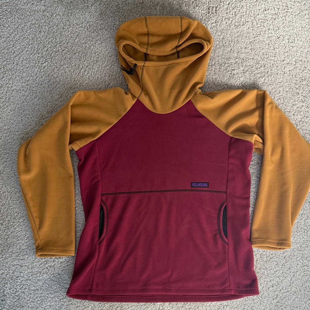 Melanzana Women’s sz. Large, Like New, Wind Pro 200 Hoodie. Maroon and Mustard